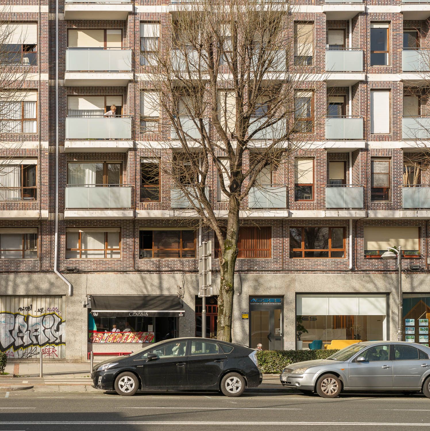 Fotógrafo de Arquitectura e Interiores en Bilbao - Fachadas y portales reformados Fotógrafo de Arquitectura e Interiores en Bilbao - Fachadas y portales reformados