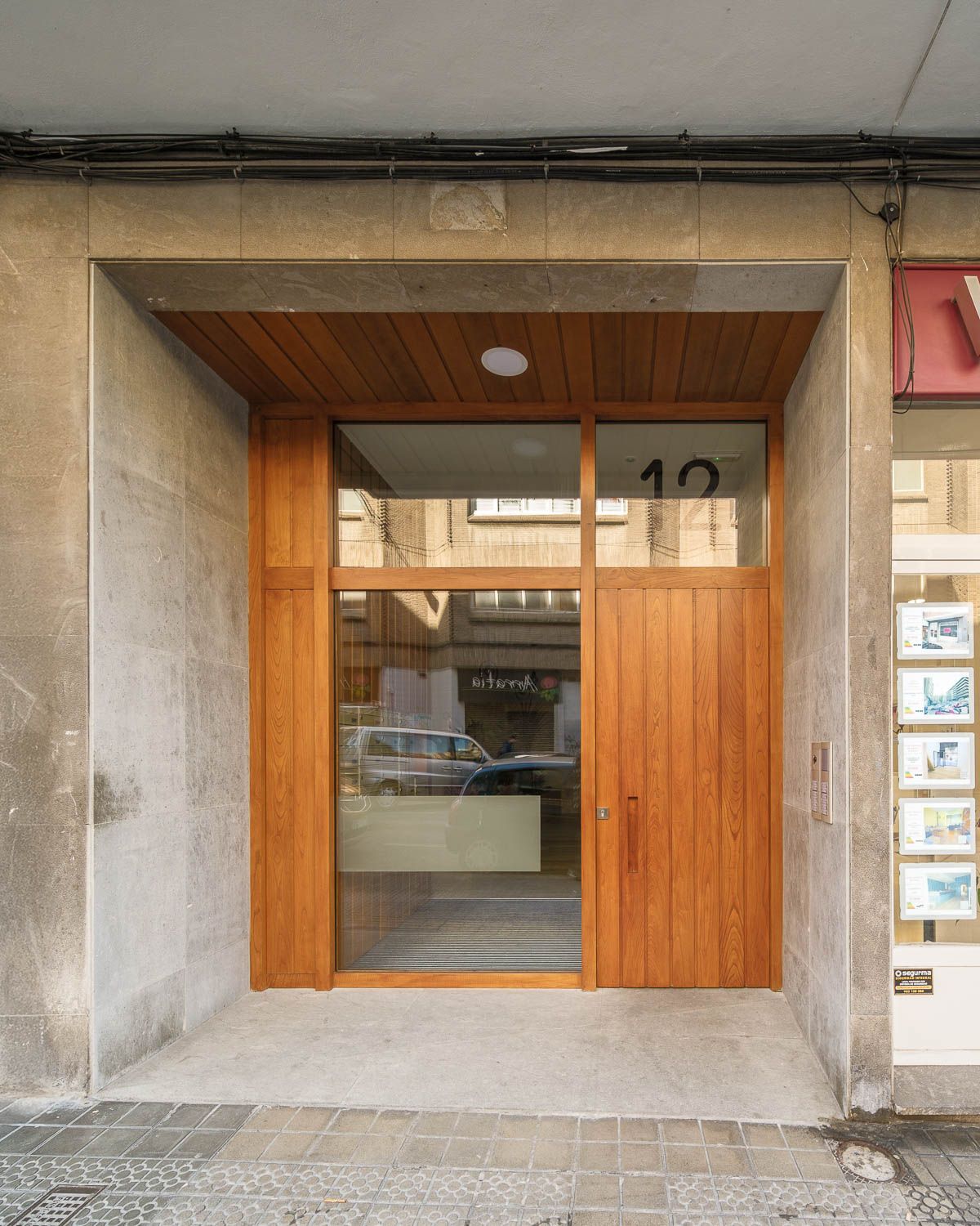 Fotógrafo de Arquitectura e Interiores en Bilbao - Fachadas y portales reformados Fotógrafo de Arquitectura e Interiores en Bilbao - Fachadas y portales reformados