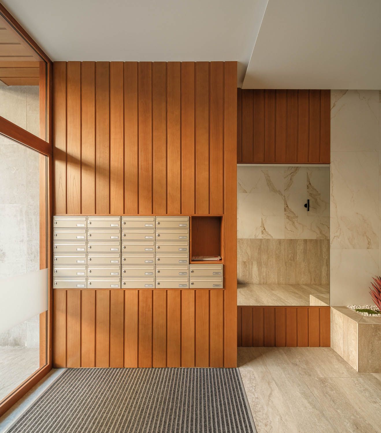 Fotógrafo de Arquitectura e Interiores en Bilbao - Fachadas y portales reformados Fotógrafo de Arquitectura e Interiores en Bilbao - Fachadas y portales reformados
